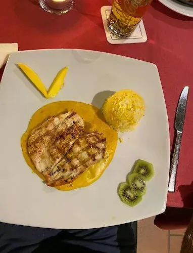 卢哲巴赫酒店 3*